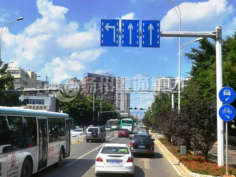 BZG-007，交通標(biāo)志桿，分道標(biāo)志桿